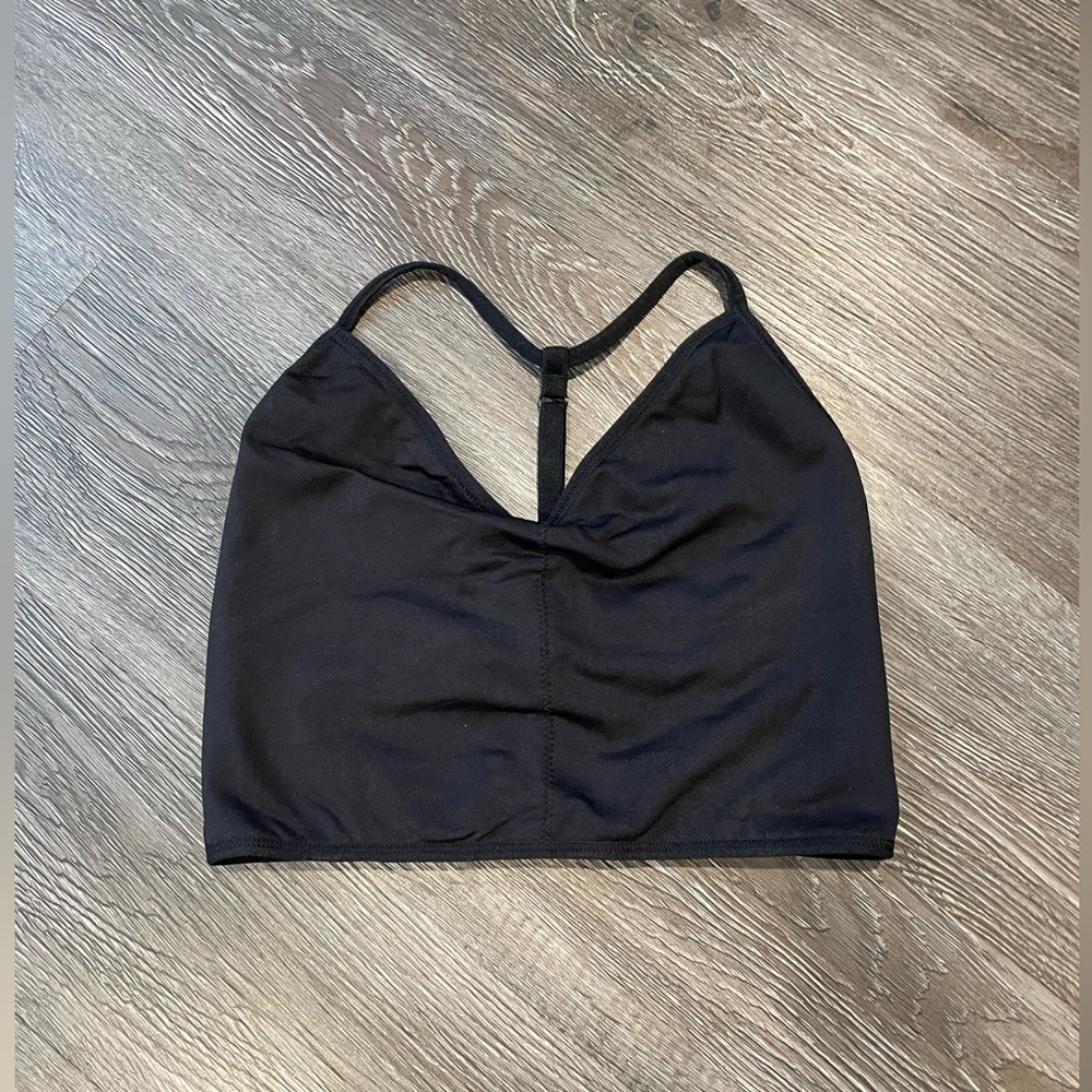 2 for $18 🦾 Fabletics Seamless Midi Sports Bra